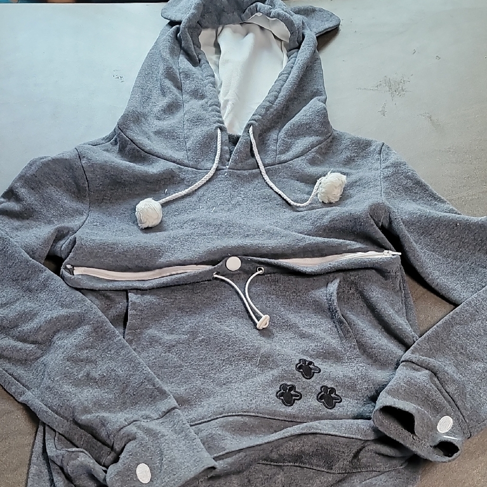 Gray Girls Hoodie with Pom-Pom Details SizeM